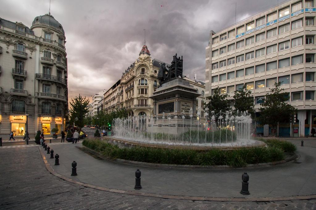 Hotel Atenas Grenade Extérieur photo